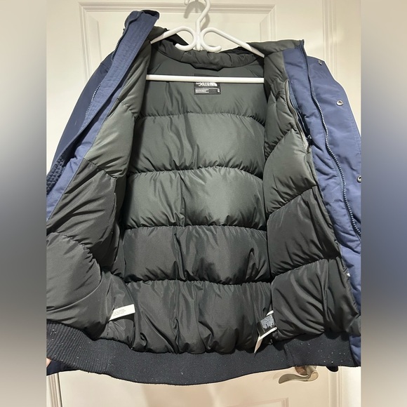 The North Face Men's Blue Jacket - Picture 7 of 11